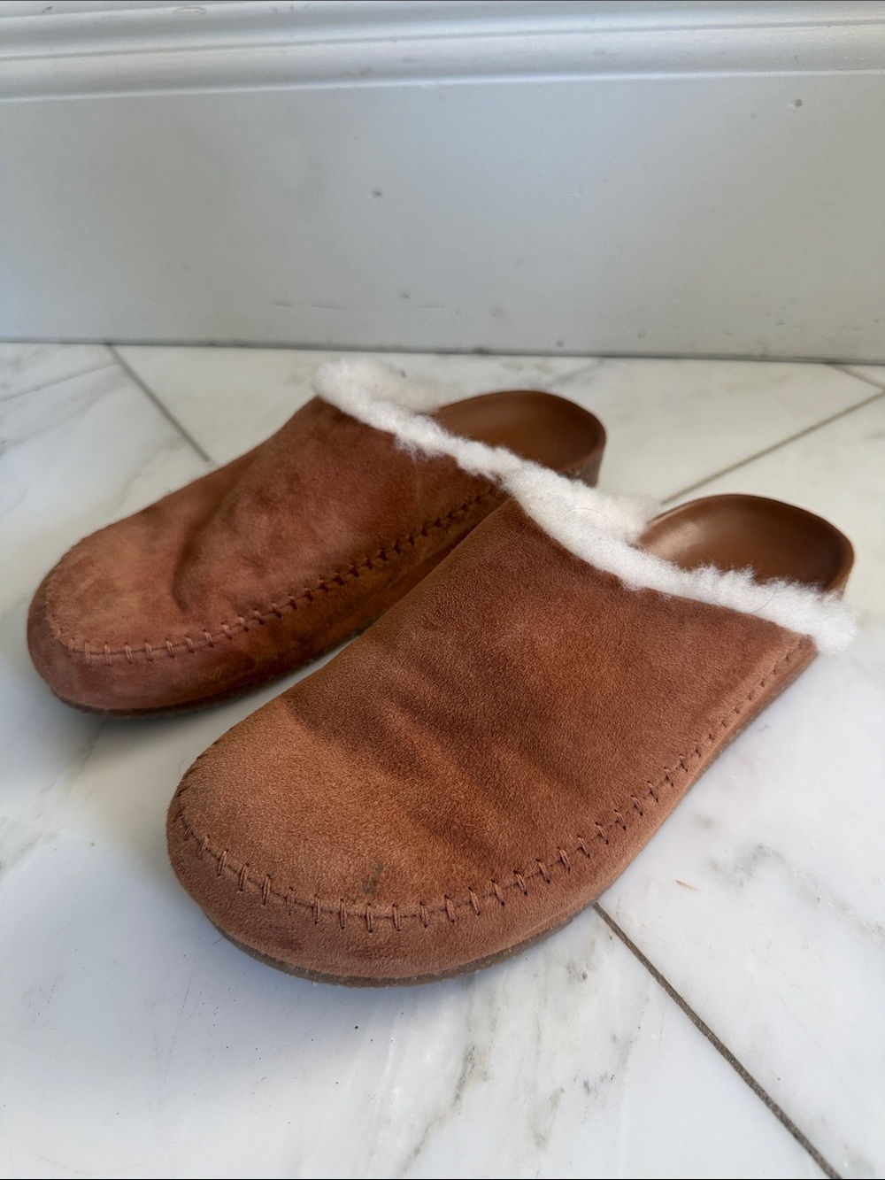 Jenni Kayne Euro 37 US Women’s 6.5-7 tan shearling suede leather slip on mules